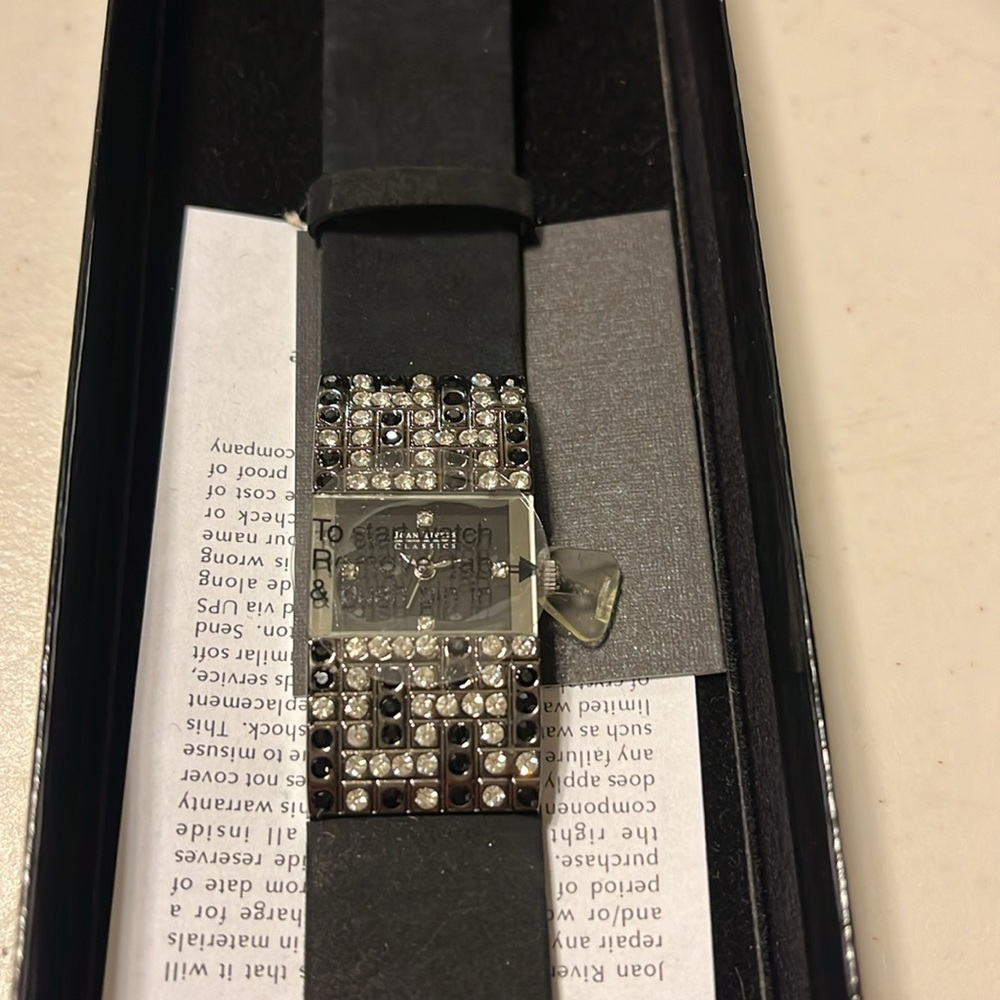 Joan Rivers classic collection QVC watch leather watch